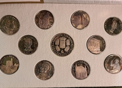 Foto de ESTUCHE 11 MEDALLAS CATALUNYA